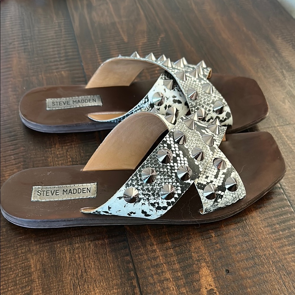 Steve Madden Black and White snake skin Studded “Spiked” sandals